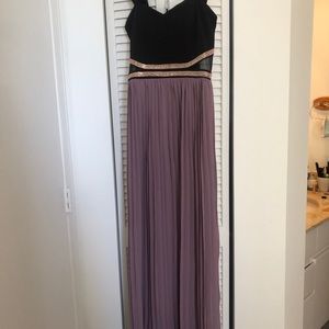 Soieblu Evening Gown L